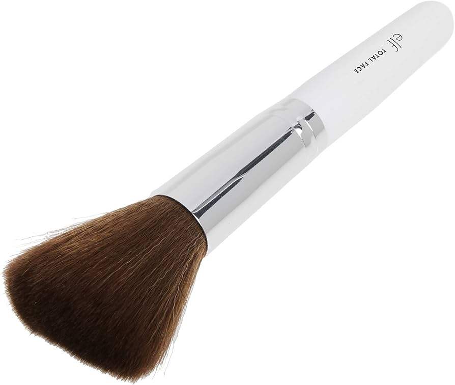 e.l.f. Essential Total Face Brush - EF24112