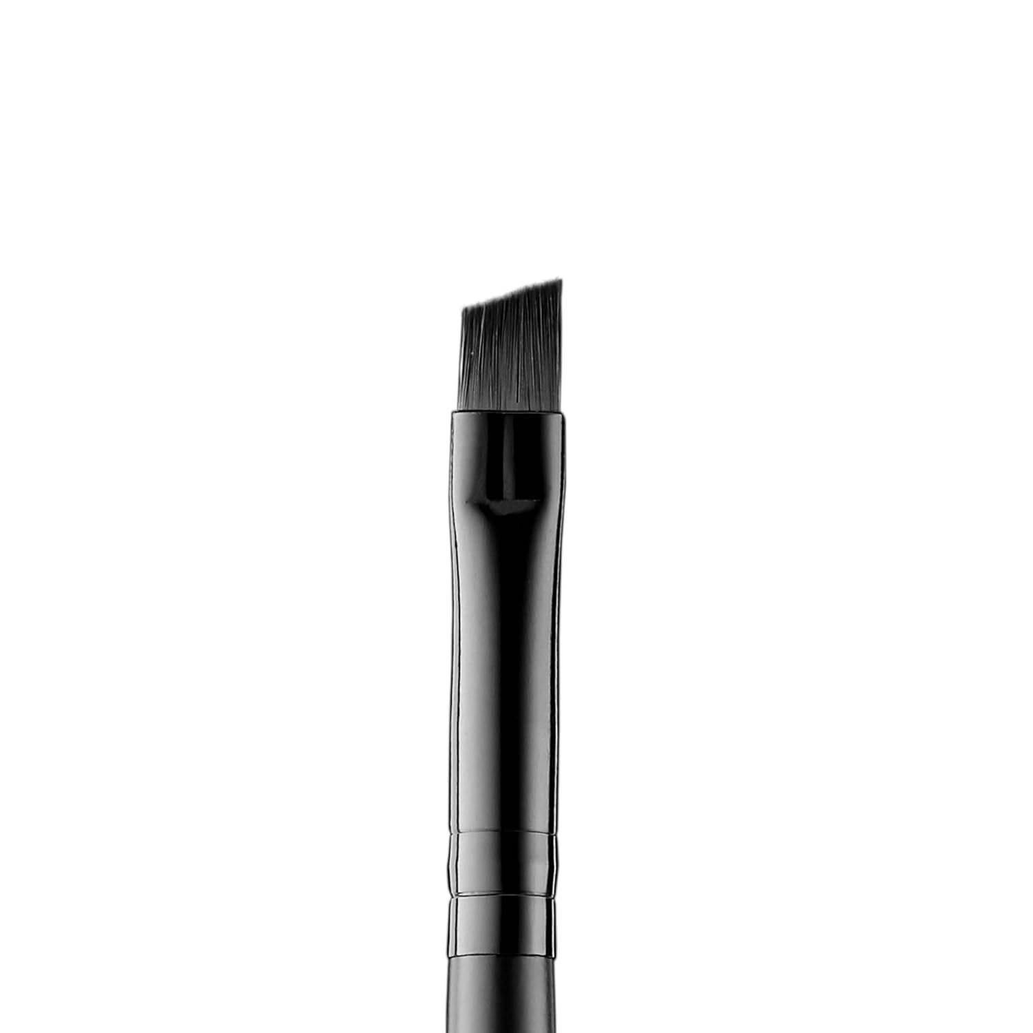 e.l.f. Studio Small Angled Brush - Small Angled Brush