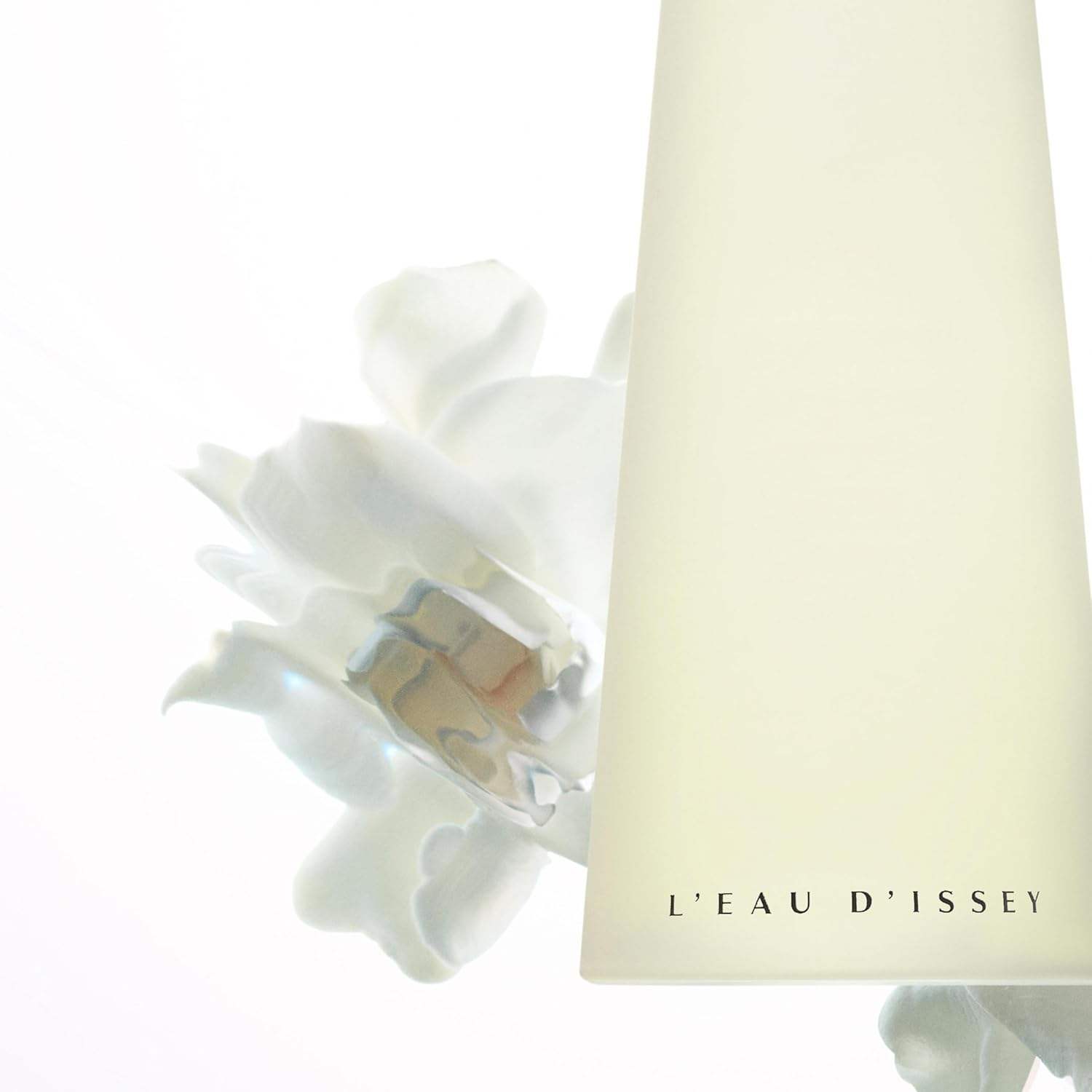 Leau Dissey by Issey Miyake for Women - 3.3 oz EDT Spray (Unboxed)