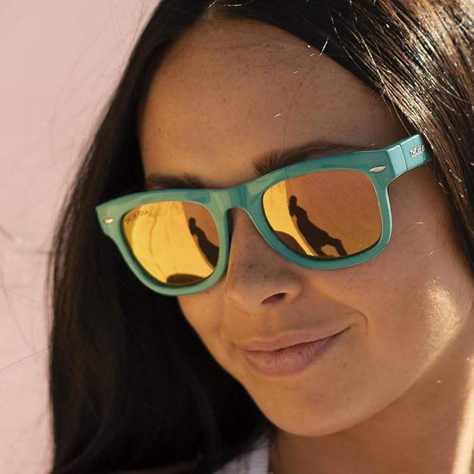 Solize Day Dream Believer - Light Green to Green by DelSol for Women - 1 Pc Sunglasses