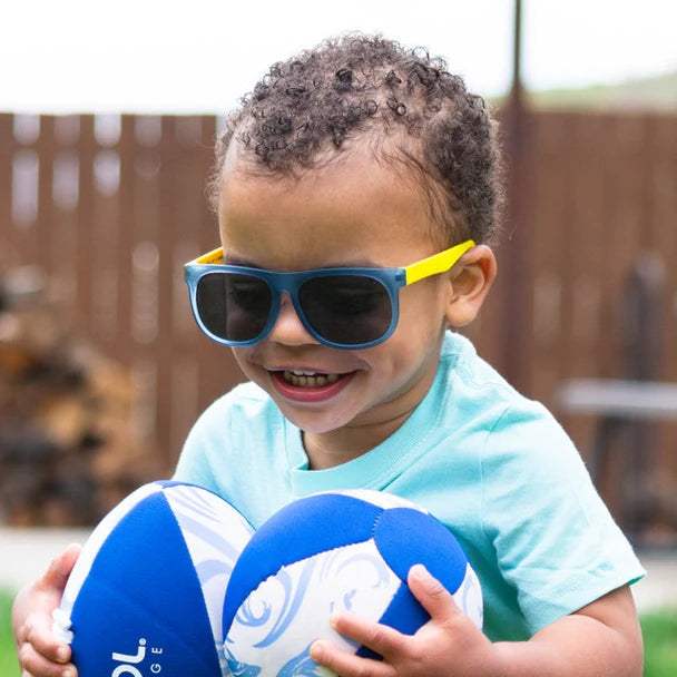 Kids Solize Boys of Summer - Clear to Blue by DelSol for Kids - 1 Pc Sunglasses