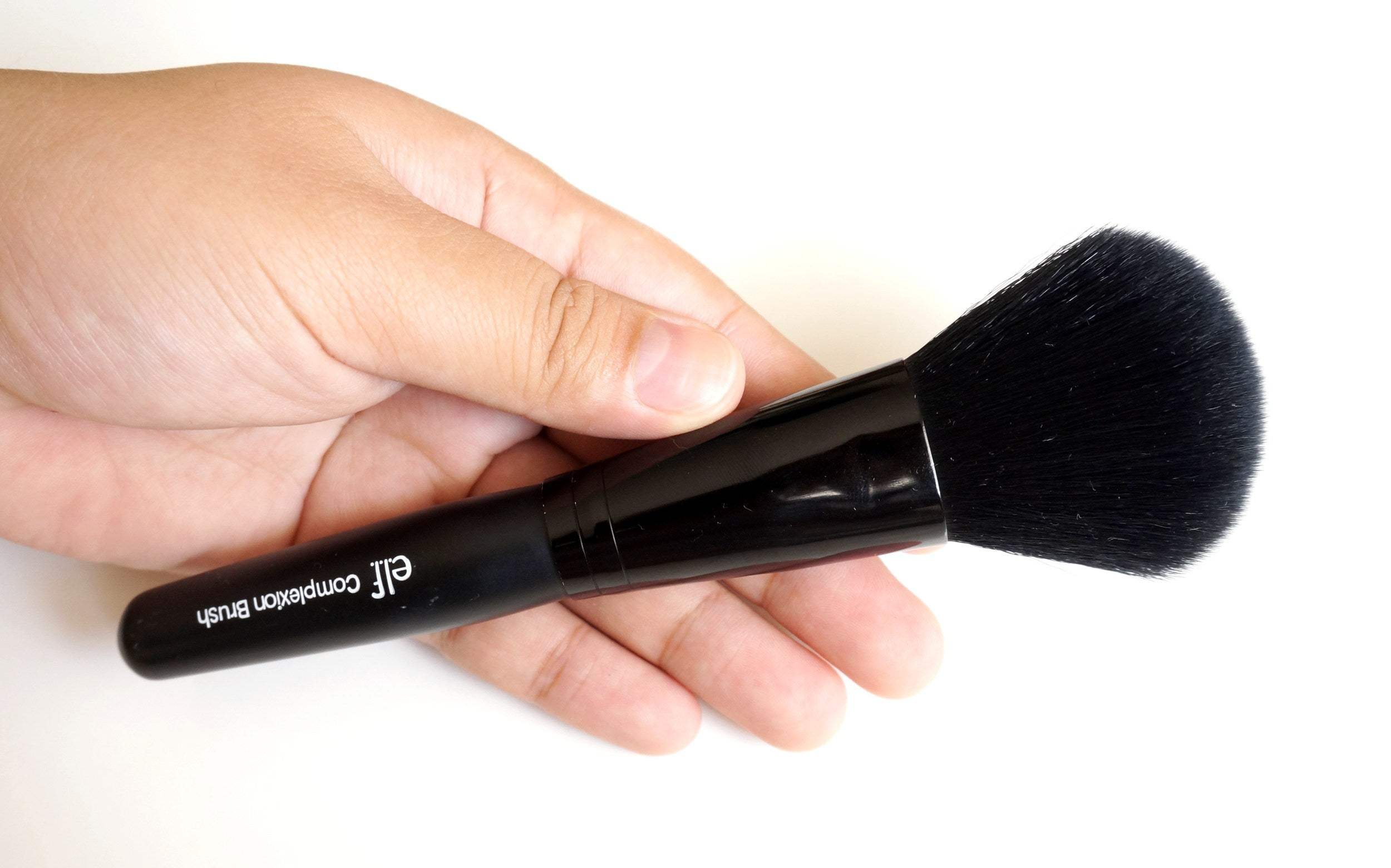 e.l.f. Studio Complexion Brush - Complexion Brush